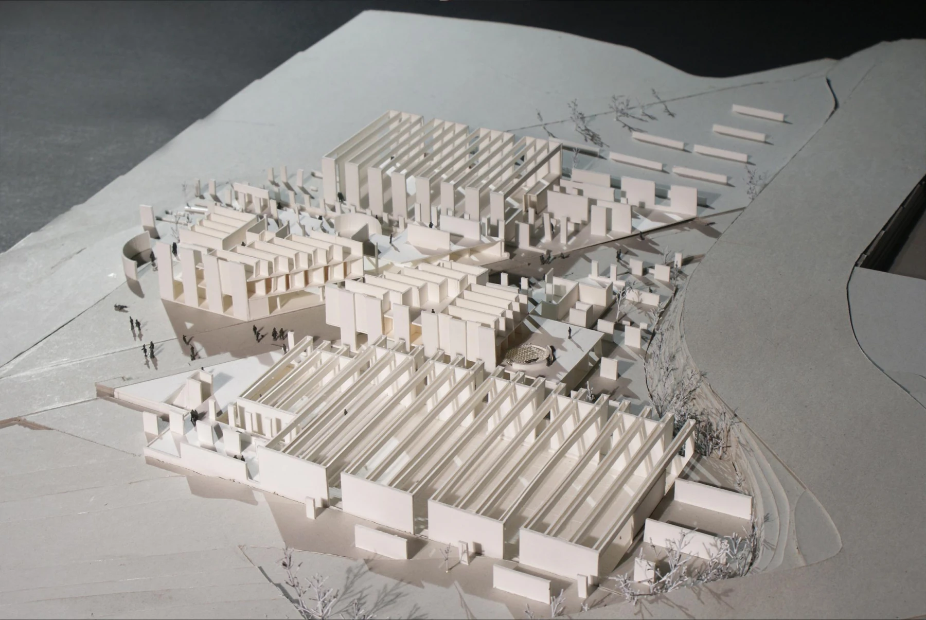 Centre intergénérationnel, crèche, maison de quartier, gymnase, lieu de vie pour personnes âgées et salle polyvalente